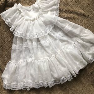 Vintage white full circle frilly white lace butterfly  dress 18m-2t
